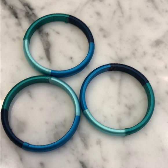 Silk wrapped bracelets/bangles - Picture 3 of 4